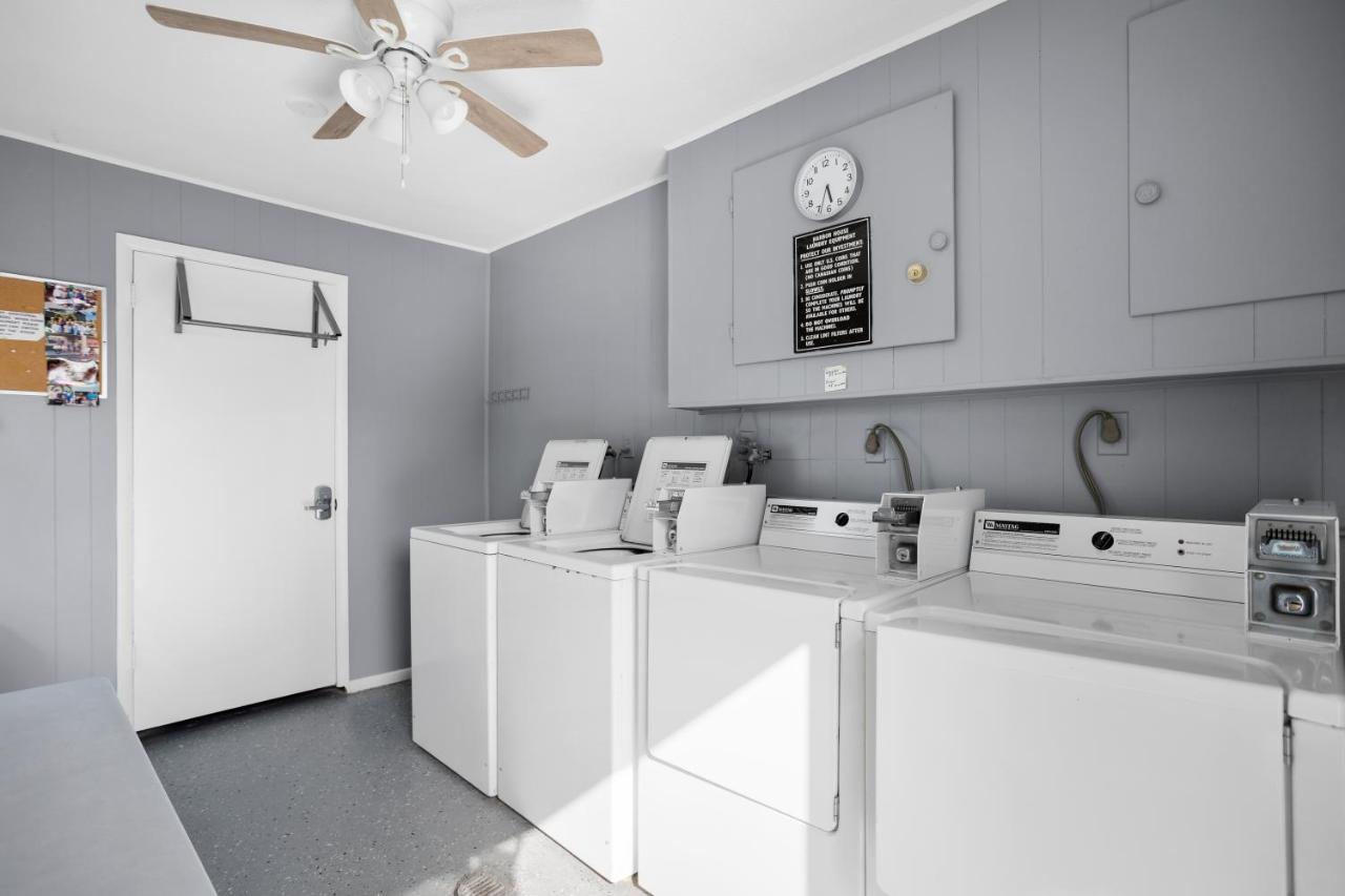 Funshine Sunset Beach St. Pete Beach Exterior foto