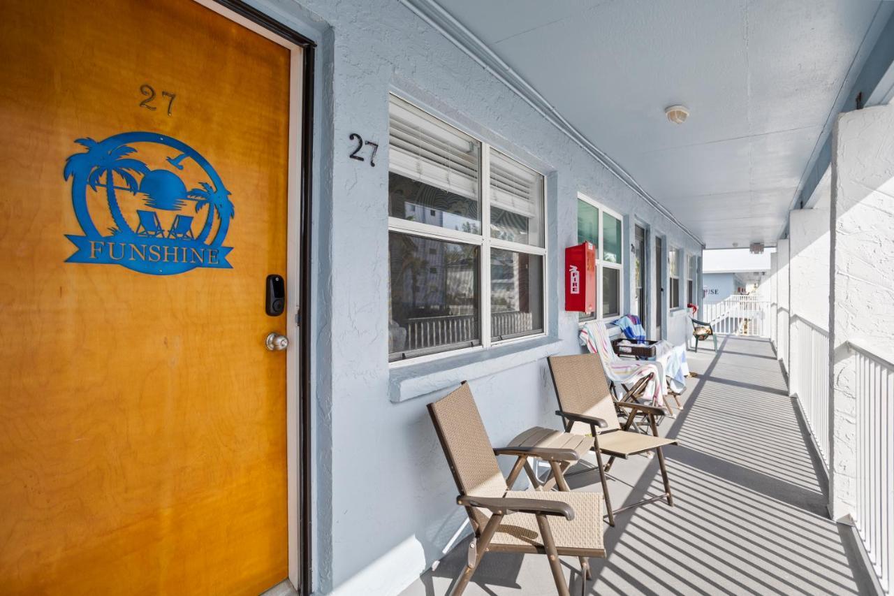 Funshine Sunset Beach St. Pete Beach Exterior foto